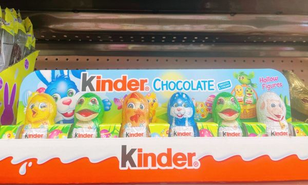 Standard 5 & 10 Ace and Stan's Kitchen by null