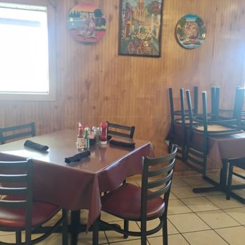 El Puerto - Inside. - Mexican Near Me - Fort Worth, Texas
