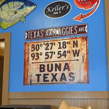 Fausto's Fried Chicken - Wall art in Fausto's Fried Chicken - Seafood Near Me - Buna, Texas
