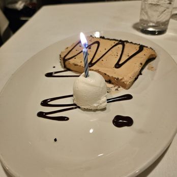 Chart House - Mudslide cake - Seafood Near Me - Stateline, Nevada