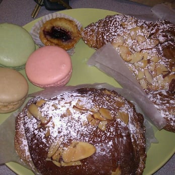 Le Panier - Macaroons, almadine, chocolatine, mini tart - Bakeries Near Me - Seattle, Washington Le Panier - Macaroons, almadine, chocolatine, mini tart - Bakeries Near Me - Seattle, Washington
