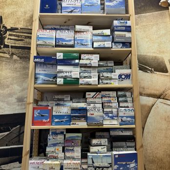 Squatchy's Diecast Hangar - Shelf of Dragon Wings 1:400 scale aircraft - Hobby Shops Near Me - University Place, Washington Squatchy's Diecast Hangar - Shelf of Dragon Wings 1:400 scale aircraft - Hobby Shops Near Me - University Place, Washington