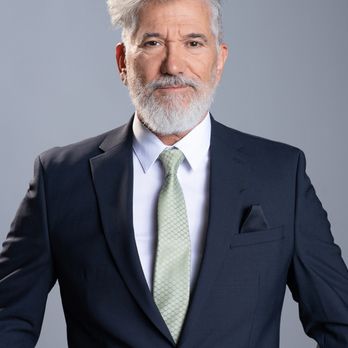 Studio Q - studio headshot - Session Photography Near Me - Los Angeles, California Studio Q - studio headshot - Session Photography Near Me - Los Angeles, California