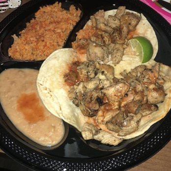 El Yaqui Mexican Restaurant - Chicken tacos with rice and the best beans I have ever had! - Tacos Near Me - Phoenix, Arizona El Yaqui Mexican Restaurant - Chicken tacos with rice and the best beans I have ever had! - Tacos Near Me - Phoenix, Arizona