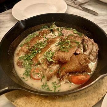 87 Ludlow - Sizzling Crispy Pata. - Filipino Near Me - New York, New York 87 Ludlow - Sizzling Crispy Pata. - Filipino Near Me - New York, New York