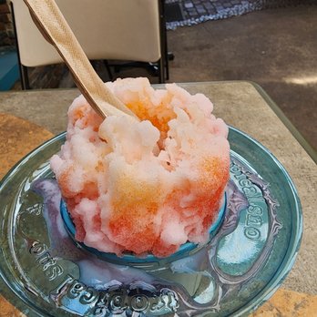 Tropics Shave Ice - Summer Breeze with Vanilla Cream - Shaved Ice Near Me Tropics Shave Ice - Summer Breeze with Vanilla Cream - Shaved Ice Near Me
