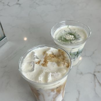Lynx Coffee - Snow and latte with the Mexican foam - Coffee & Tea Near Me - Sherman Oaks, California