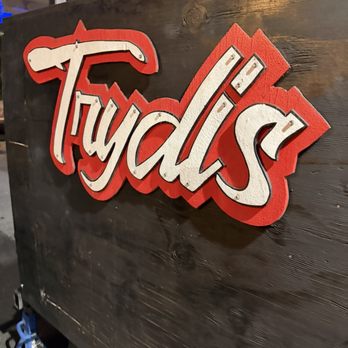 Trydis  BBQ - Logo - Food Trucks Near Me - Honolulu, Hawaii