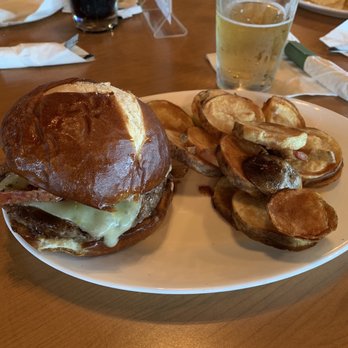 The Butler - Horseradish burger - American Near Me - Saugatuck, Michigan The Butler - Horseradish burger - American Near Me - Saugatuck, Michigan