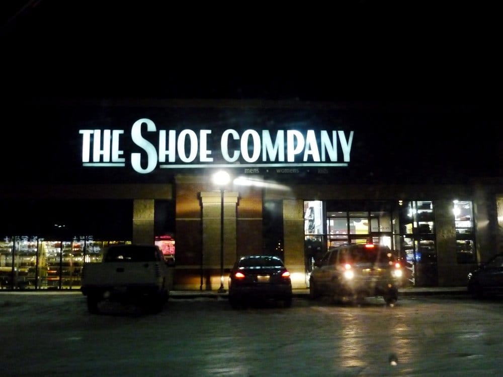 THE SHOE COMPANY Updated September 2024 2022 99 Street NW, Edmonton