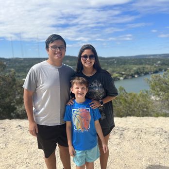 Mount Bonnell - Overlooking the lake. - Hiking Near Me - Austin, Texas Mount Bonnell - Overlooking the lake. - Hiking Near Me - Austin, Texas