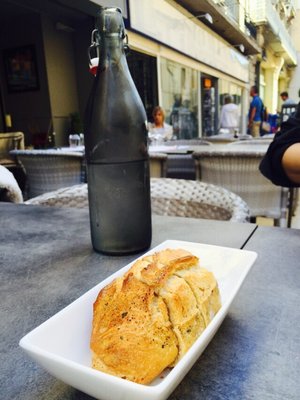 LE PETIT GOURMAND by null