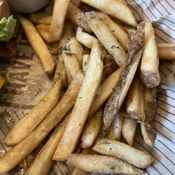Cheddar's Scratch Kitchen - old French Fries - American Near Me - Jacksonville, Florida