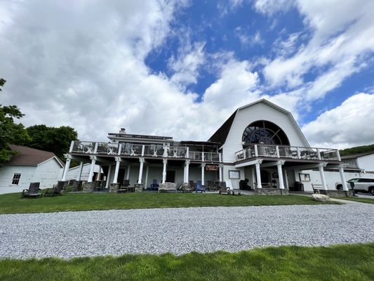 Millbrook Vineyards & Winery by null