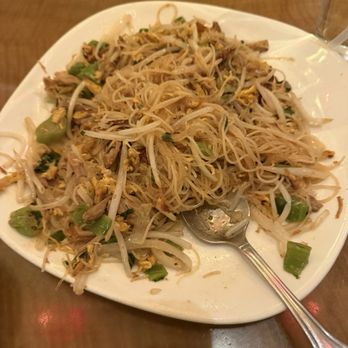 Ping Pang Pong - Snow Cabbage Duck Julienne with Vermicelli & Glassy Noodles - Dim Sum Near Me - Las Vegas, Nevada Ping Pang Pong - Snow Cabbage Duck Julienne with Vermicelli & Glassy Noodles - Dim Sum Near Me - Las Vegas, Nevada