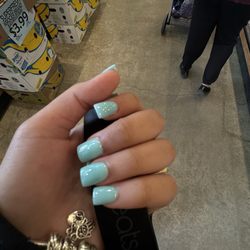 Queen Nail Supply - The nails