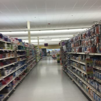 Stop & Shop - Stop&Shop of Westborough -- Westborough Shopping Center : 32 Lyman Street, Junction of Route 9, Westborough         Interior - Grocery Near Me - Westborough, Massachusetts