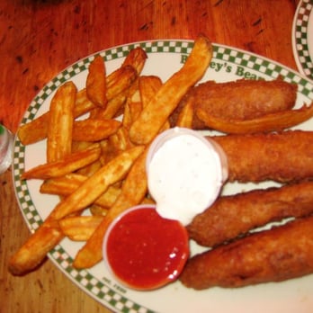 Barney's Beanery - Fisn n Chips *drools* - Breakfast & Brunch Near Me - Santa Monica, California