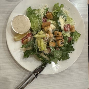 Moani Island Bistro & Bar - Bars Near Me - Kapolei, Hawaii