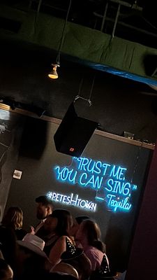 PETE'S DUELING PIANO BAR by null