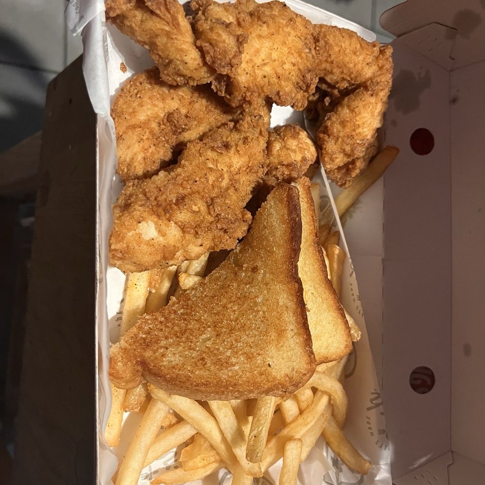 Slim Chickens - Waffles Near Me - High Point, North Carolina
