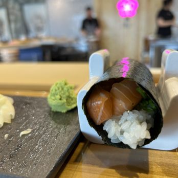 Heian - Salmon handroll - Sushi Bars Near Me - McKinney, Texas