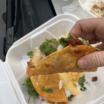Pobres Tacos - Birria Taco - Tacos Near Me - Los Angeles, California