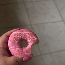 DK'S Donuts