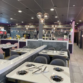 Let’s Pot - Dining room - Hot Pot Near Me - Sacramento, California Let’s Pot - Dining room - Hot Pot Near Me - Sacramento, California