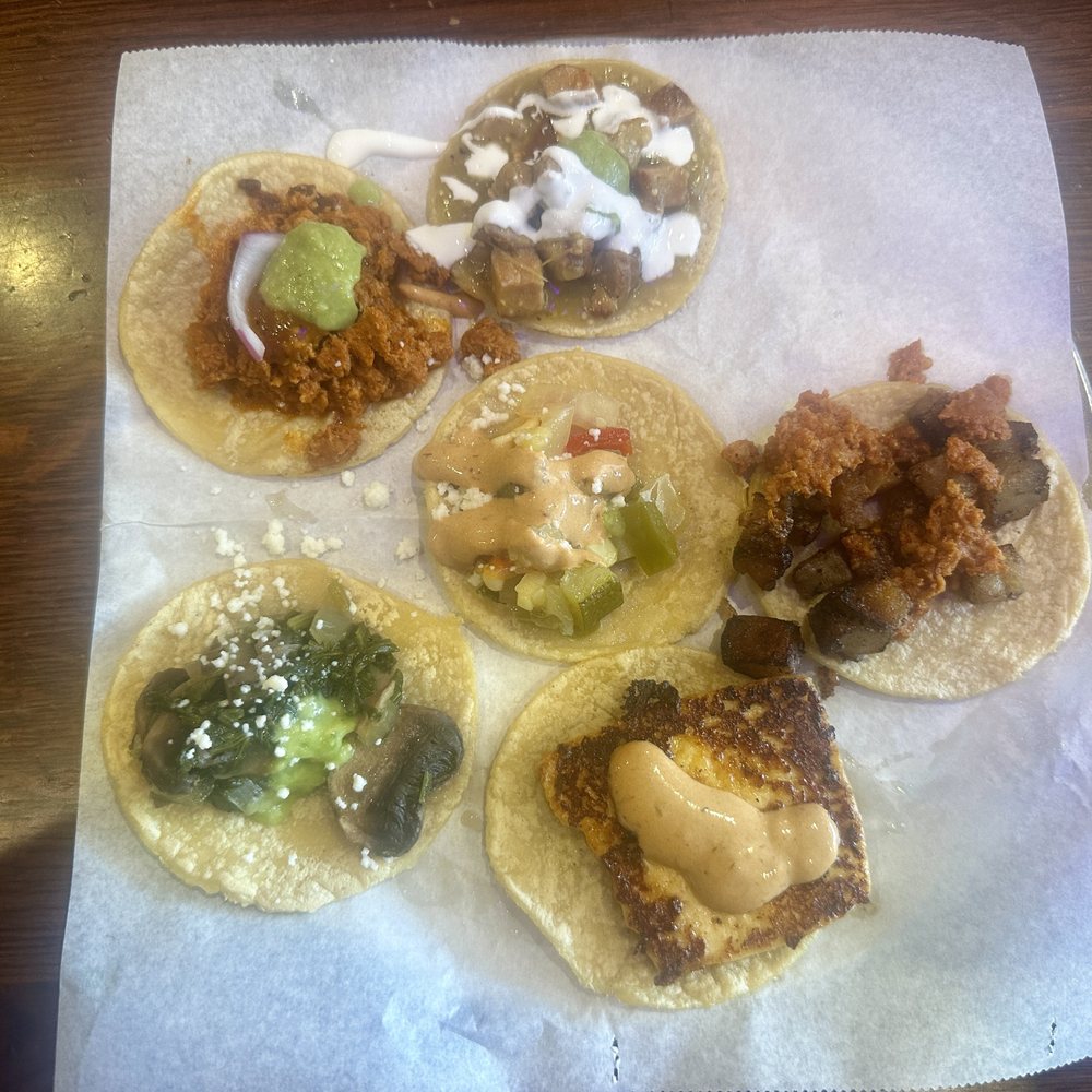 Guisados - 6 Sampler Platter - Tacos Near Me - Burbank, California Guisados - 6 Sampler Platter - Tacos Near Me - Burbank, California