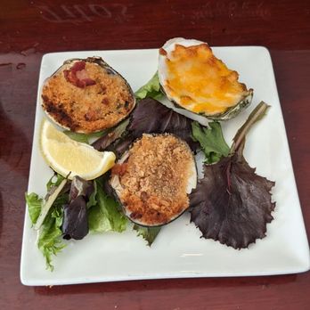Benjamin's Raw Bar - rock-a-fella, clams casino - Seafood Near Me - Newport, Rhode Island