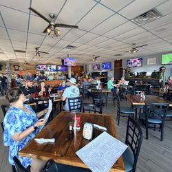 Bunky's Raw Bar & Brewery