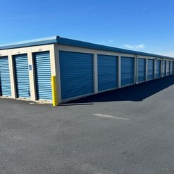 Davids Drive Store & Lock