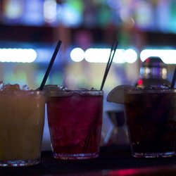 Friends Downtown Bar & Grill - $1.50 wells during Happy Hour M-F 4-7 AND all day Thursday & Sunday