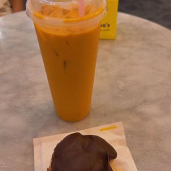 Beard Papa's - Desserts Near Me - Rancho Cucamonga, California