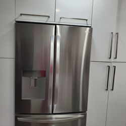 Advanced Cabinets Corp. - Pantry Cabinets