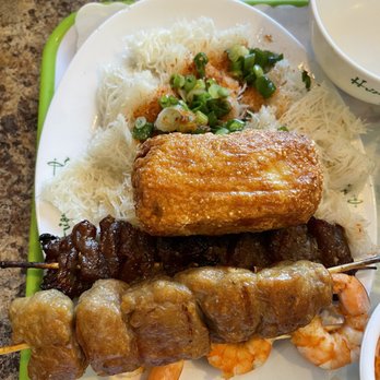Huong Binh - Vietnamese Near Me - Seattle, Washington
