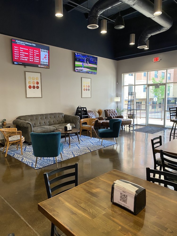 THE PLAINS TAPROOM 200 W Glenn Ave, Auburn, Alabama Bars Phone