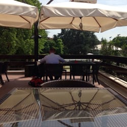 Sporting Club Milano 2 - Outdoor deck next to the cafe/bar.