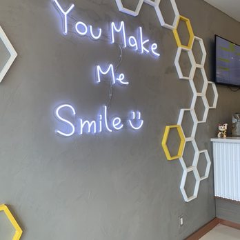 Golden Bubbles - Waffles Near Me - Toronto, Ontario