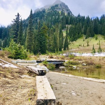 Tipsoo Lake - Beautiful! - Hiking Near Me