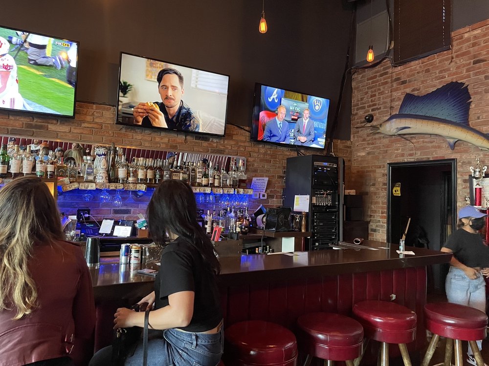 Rocco's Tavern