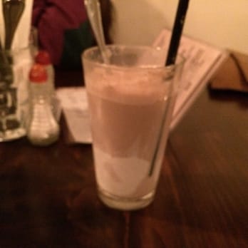 Yellow Belly - Root beer float - American Near Me - Santa Barbara, California Yellow Belly - Root beer float - American Near Me - Santa Barbara, California