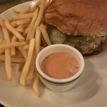 Dilly Dally - Burger - New American Near Me - Brooklyn, New York