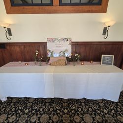 The Haversham - Welcome table