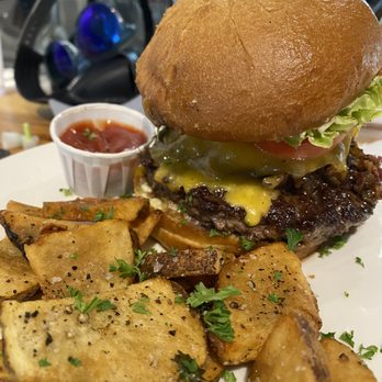 Backslope Brewing - HAWAIIAN JAMM BURGER $18.50 - Breweries Near Me - Columbia Falls, Montana Backslope Brewing - HAWAIIAN JAMM BURGER $18.50 - Breweries Near Me - Columbia Falls, Montana