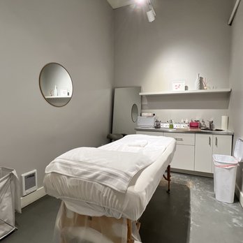 Waxology - Clean + Cute - Waxing Near Me - Everett, Washington Waxology - Clean + Cute - Waxing Near Me - Everett, Washington