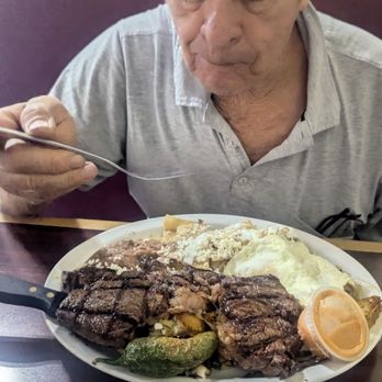 Rodeo Cafe - Cafes Near Me - Rancho Cucamonga, California