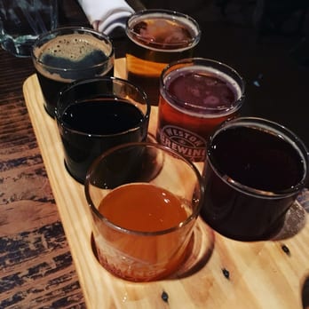 O'Malley's Pub - Beer flights! - Irish Pub Near Me - Weston, Missouri O'Malley's Pub - Beer flights! - Irish Pub Near Me - Weston, Missouri