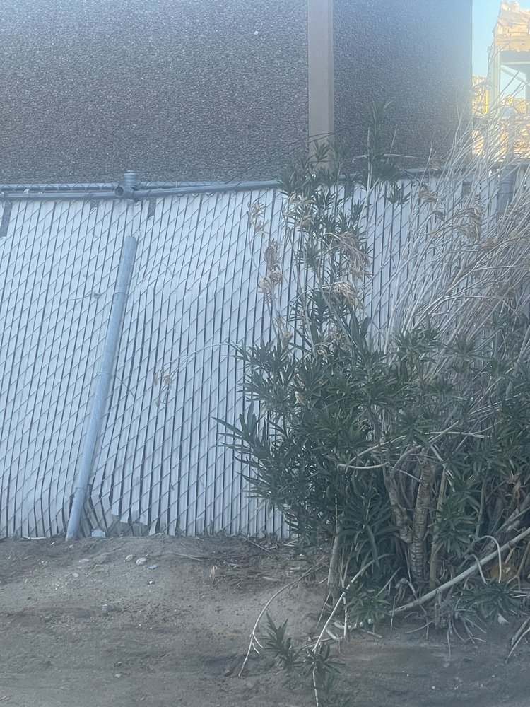 Devon Self Storage - Not secured property property - Self Storage Near Me - Thousand Palms, California Devon Self Storage - Not secured property property - Self Storage Near Me - Thousand Palms, California